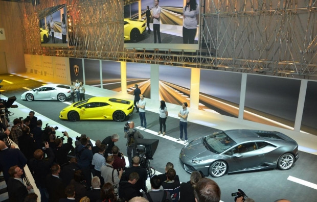 Lamborghini Huracan'ın nefes kesen tanıtımı! - Page 3