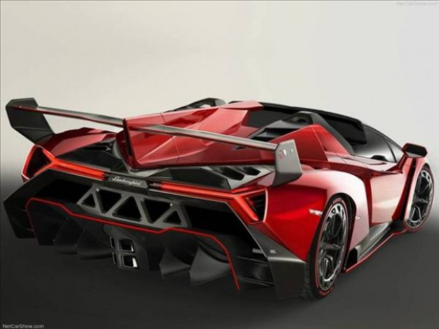 Lamborghini veneno roadster - Page 3