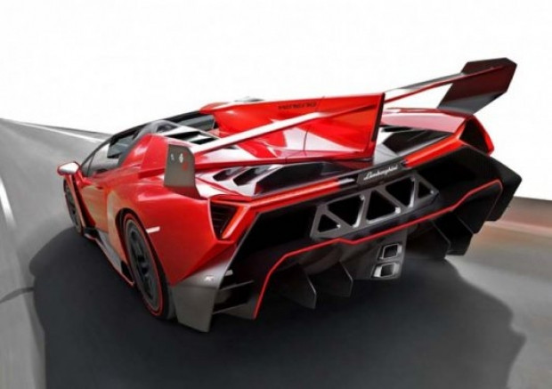 Lamborghini, yeni canavarı Veneno Roadster'ı tanıttı! - Page 4