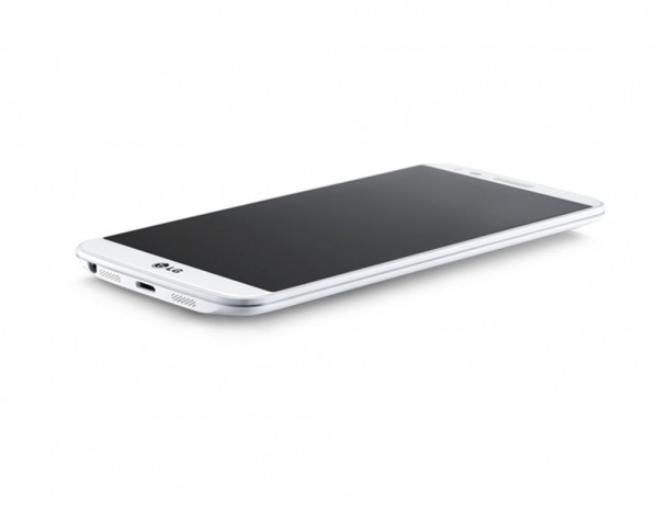 LG G2 en dikkat çeken telefon! - Page 1