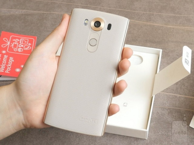 LG V10 kutusundan çıkıyor - Page 3