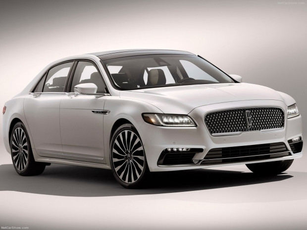 2017 model Lincoln Continental - Page 3