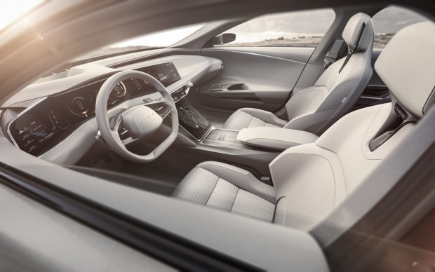 Lucid, ilk elektrikli Sedan aracı Air'i tanıttı - Page 1