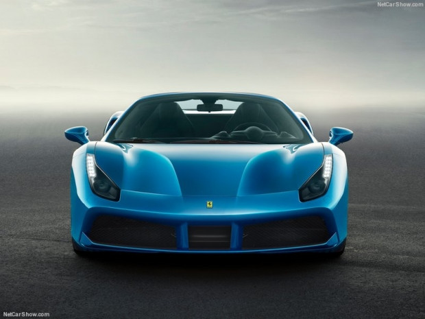 Mavi Ferrari 488 Spider (2016) - Page 4