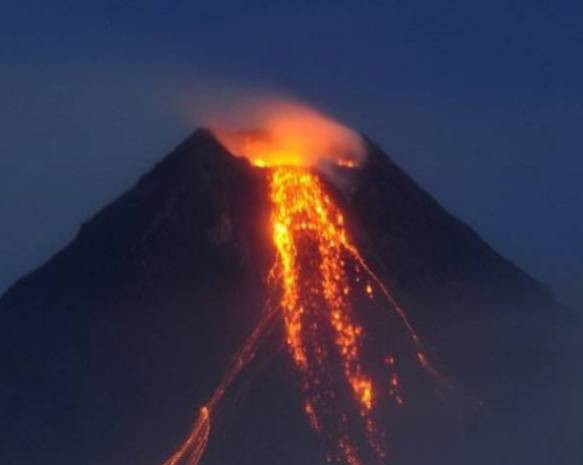 Mayon yanardağı yeniden faliyete geçti - Page 4