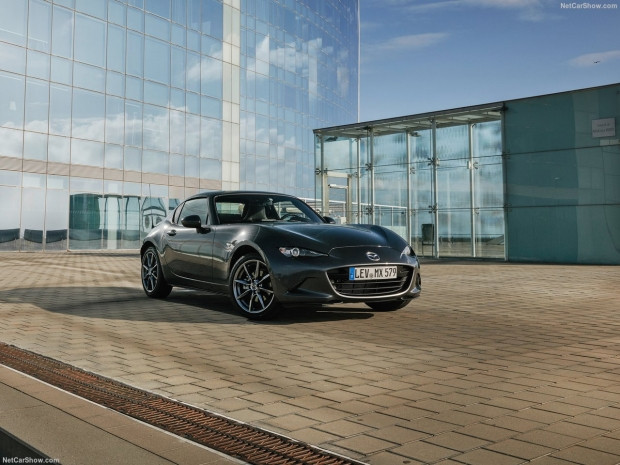 Mazda MX-5 RF 2017 - Page 2
