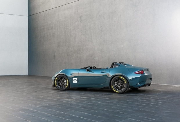 Mazda MX-5 Spyder SEMA Show'da - Page 2