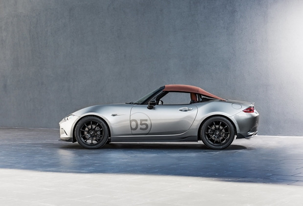 Mazda MX-5 Spyder SEMA Show'da - Page 4