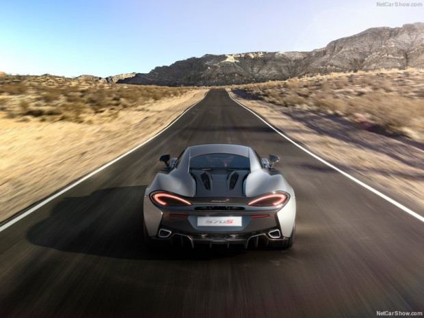 McLaren 570S Coupe 2016 - Page 2