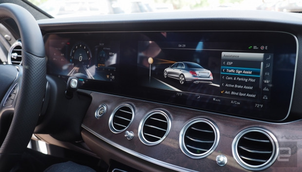 Mercedes Benz 2017 E300 - Page 1