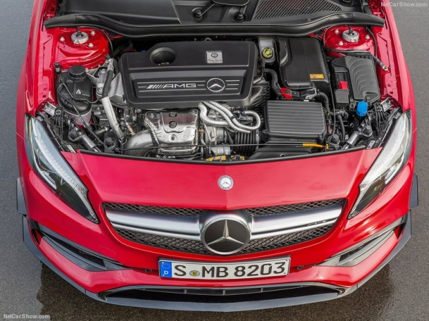 Mercedes-Benz A45 AMG 4Matic 2016 - Page 4