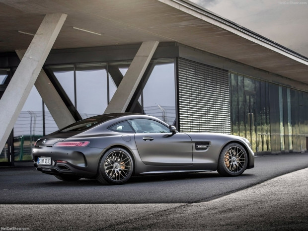 Mercedes-Benz AMG GT C Sürüm 50 2018 - Page 1