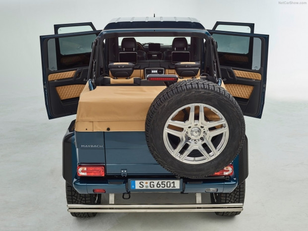 Mercedes-Benz G650 Maybach Landaulet 2018 - Page 2