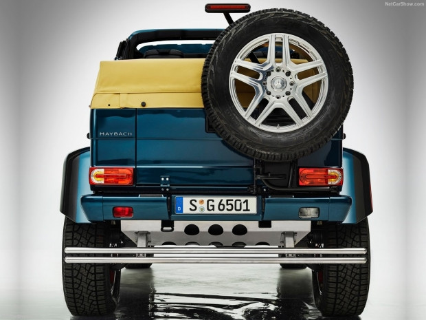 Mercedes-Benz G650 Maybach Landaulet 2018 - Page 4