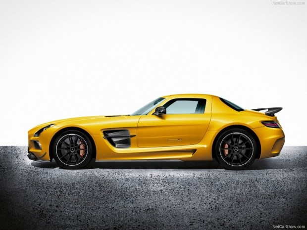 Mercedes-Benz SLS AMG Black Serisi - Page 4
