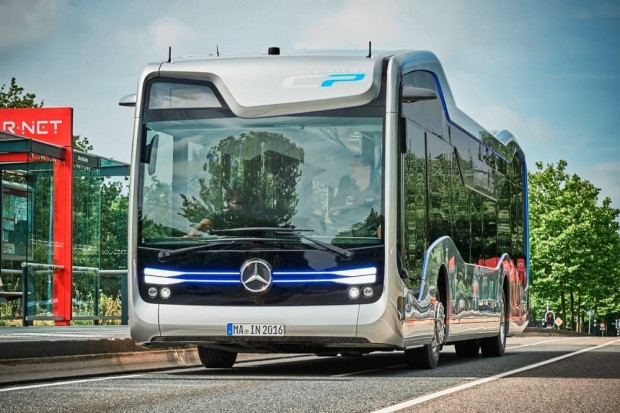 Mercedes-Benz yarının sürücüsüz otobüsünü yaptı - Page 2