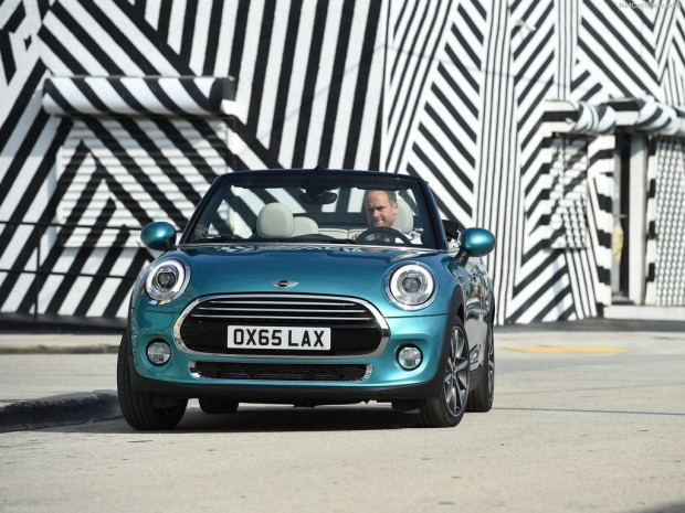 Mini Cabrio (2016) - Page 1
