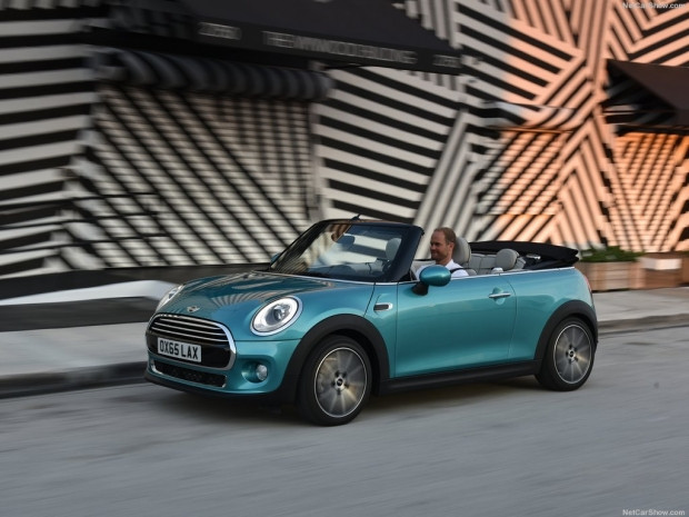 Mini Cabrio (2016) - Page 3