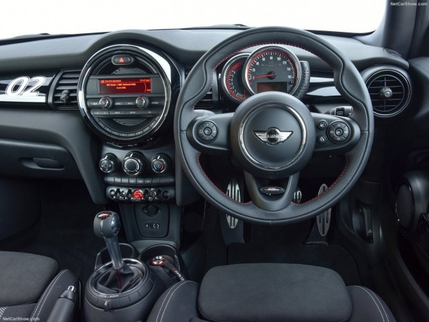Mini John Cooper Works Challenge 2017 - Page 1