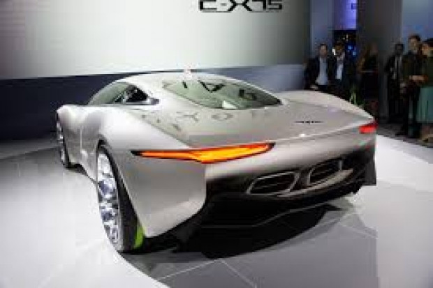 Muhteşem tasarımı ile Jaguar C-X75 - Page 2