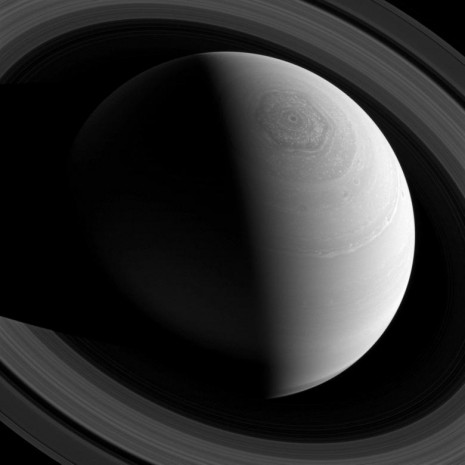 NASA, Satürn'ün muhteşem görüntülerini paylaştı - Page 3