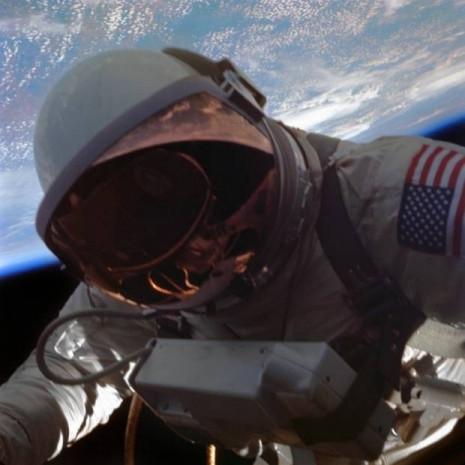 NASA'nın ilk uzay seyahatinden 13 fotoğraf - Page 4