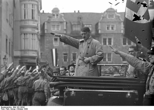 Nazi lideri Hitler'in ilk kez yayınlanan fotoğraf albümü - Page 3