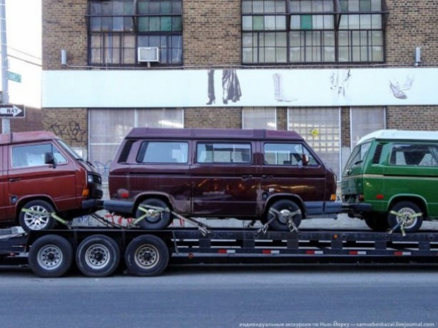 New York caddelerinde hala görünen eski otomobiller - Page 4