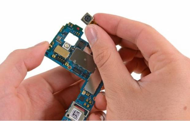 Nexus 4'ü parçalara ayırdık! - Page 1