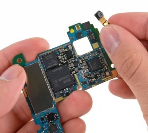 Nexus 4'ü parçalara ayırdık! - Page 2