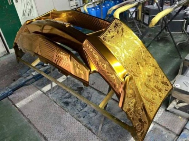 Nissan GT-R'yi ilmek ilmek işledi! - Page 4
