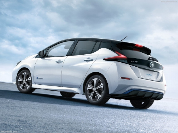 Nissan Leaf 2018 - Page 2