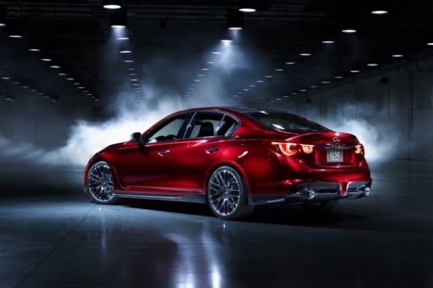 Nissan'ın 560 beygirlik canavarı! - Page 4