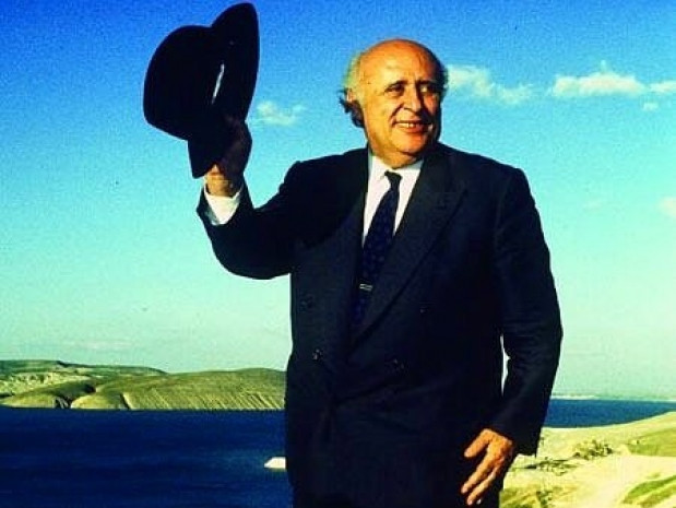 Okuyunca sesli güleceğiniz en unutulmaz ünlü gafı - Page 1