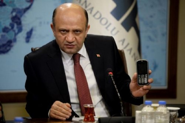 Onu dinlemek imkansız işte Kriptolu telefon - Page 1