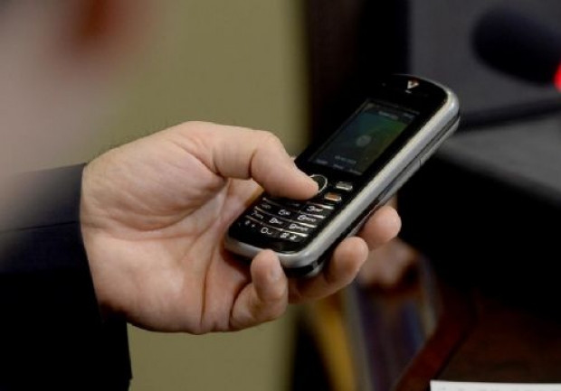 Onu dinlemek imkansız işte Kriptolu telefon - Page 3