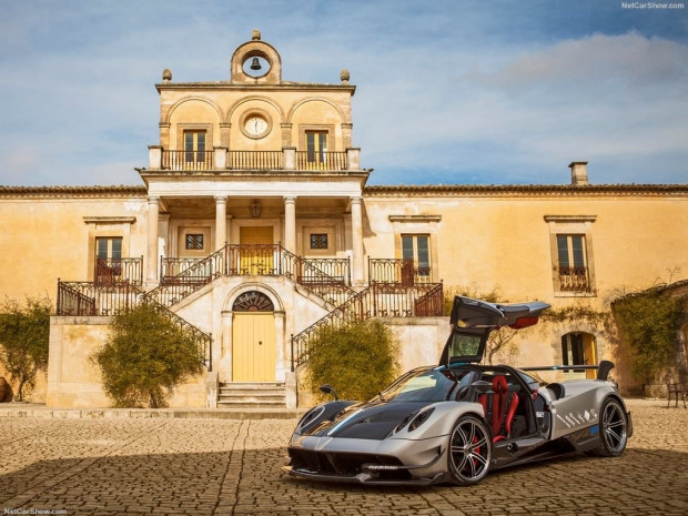 Pagani Huayra BC 2016 - Page 3