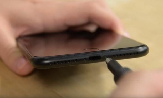 Parçalanan iPhone 7 Plus'ın içinden çıkanlar - Page 3