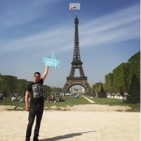 Paris'e yapmış olduğu gezi sonrası sosyal medyayı yorumuyla sallayan adam! - Page 4