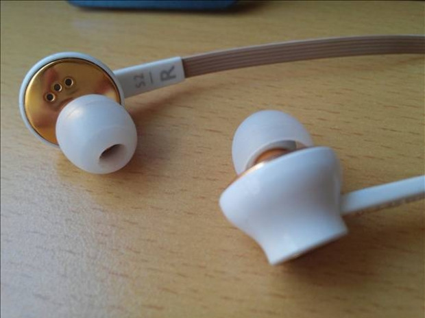 Philips fidelio S2 kulak içi kulaklık - Page 3