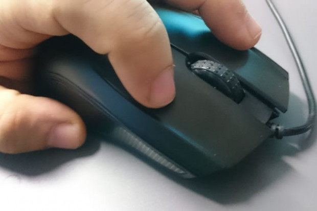 Razer Abyssus 2014 Gaming Mouse ve Vespula Mouse Mat - Page 1