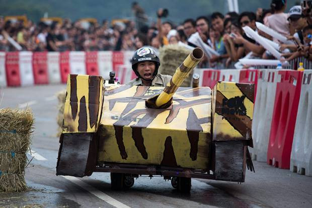 RedBull Soapbox yarışından renkli görüntüler! - Page 2