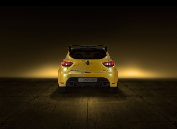 Renault Clio RS 16 konsept - Page 4