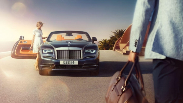 Rolls Royce'tan üstü açık süper lüks otomobil: Dawn - Page 1