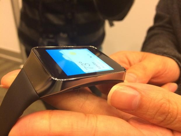Samsung Galaxy Gear Live hakkında ilk bilgiler - Page 4