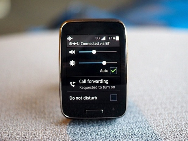 Samsung Gear S'in özellikleri - Page 1
