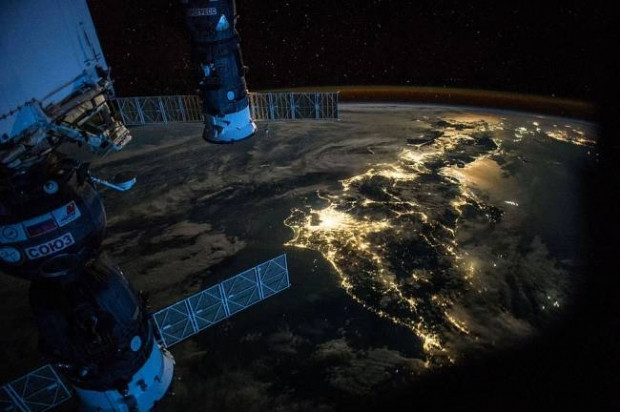 Scott Kelly'nin objektifinden dünyamız - Page 1