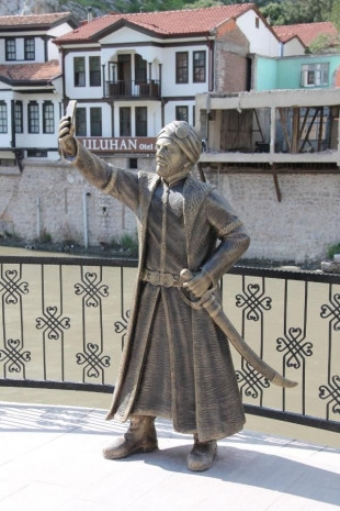 Selfie çeken şehzade herkesi şaşırttı! - Page 3