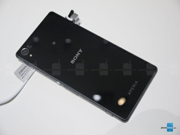 Siyah bakır, yeşil ve beyaz Sony Xperia Z3 - Page 3