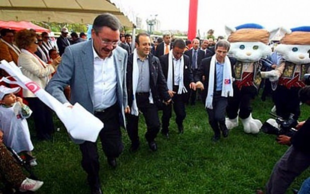 Siyasetin unutulmayacak 'O anları' - Page 3